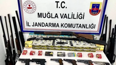 Köyceğiz'de ruhsatsız silah operasyonu düzenlendi: 6 tabanca ve 12 av tüfeği ele geçirildi